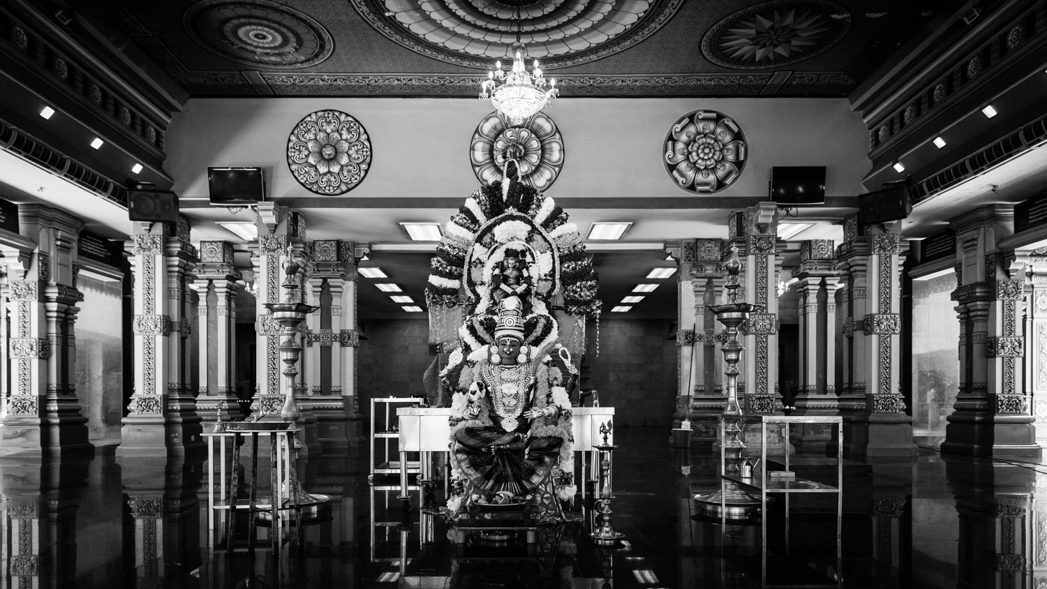 Sri Mahamanriamman Temple - Chinatown - Kuala Lumpur