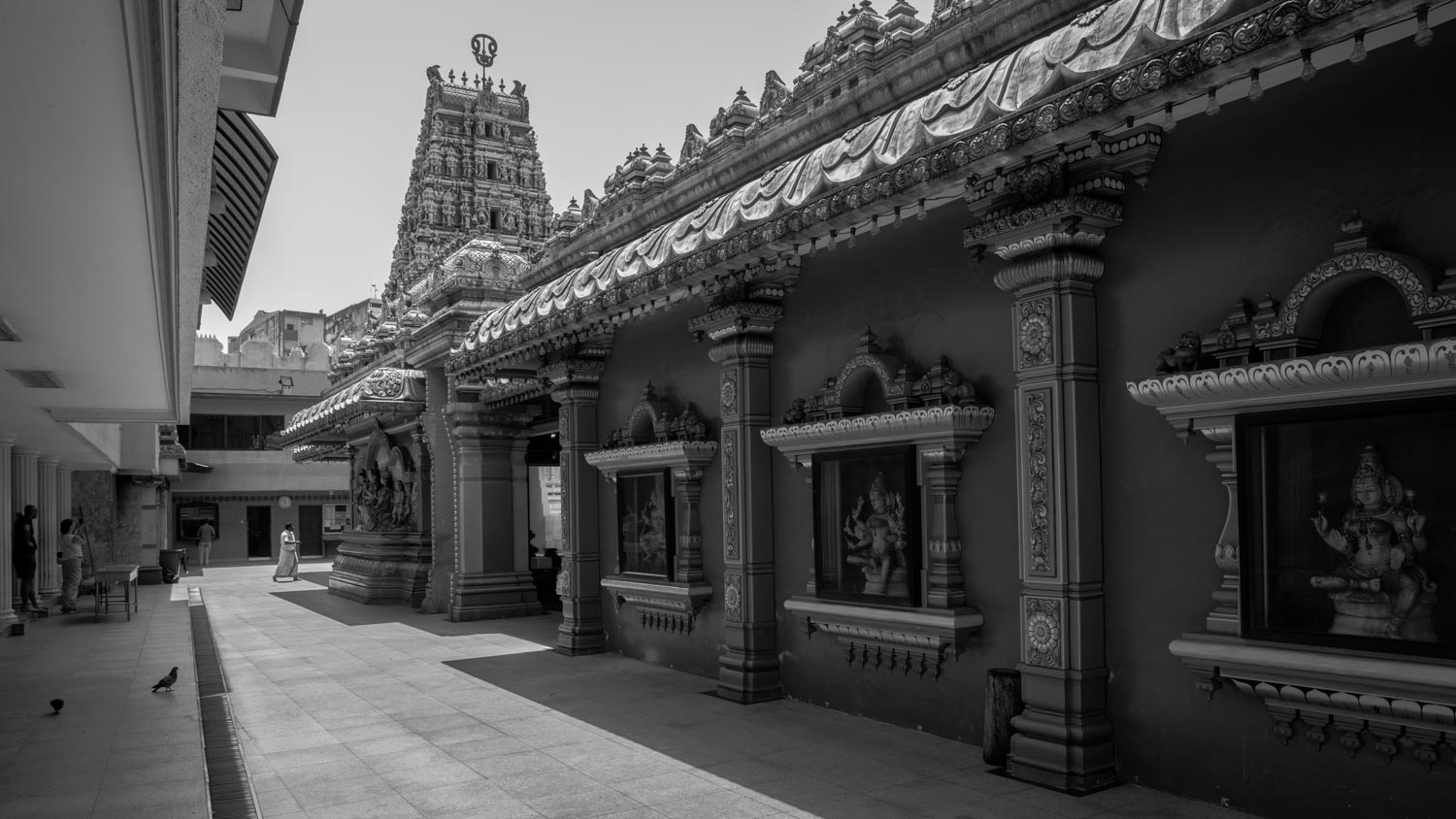 sri maha mariam temple chinatown kuala lumpur malaysia