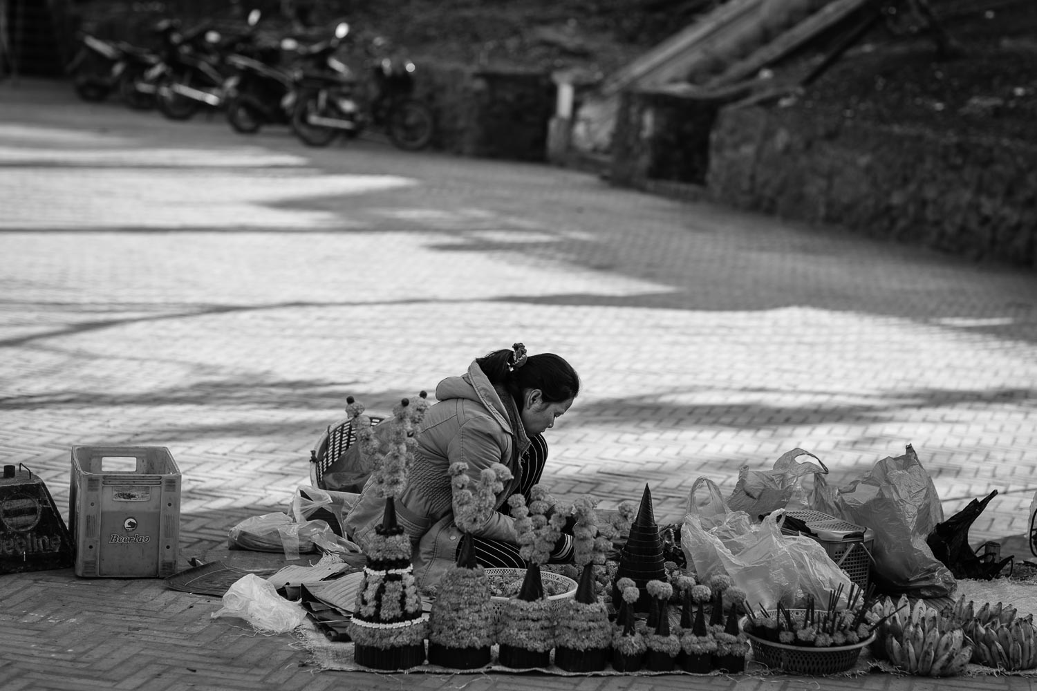 luang prabang flower vendor